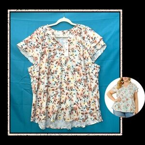 Floral Print Women's Top NWT 26"p2p